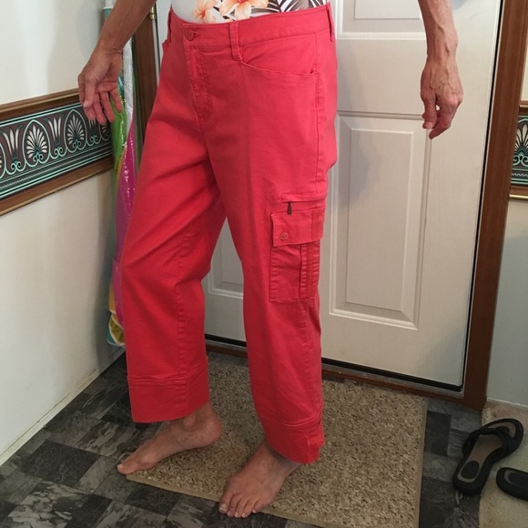 Cropped pants - Picture 2 of 5
